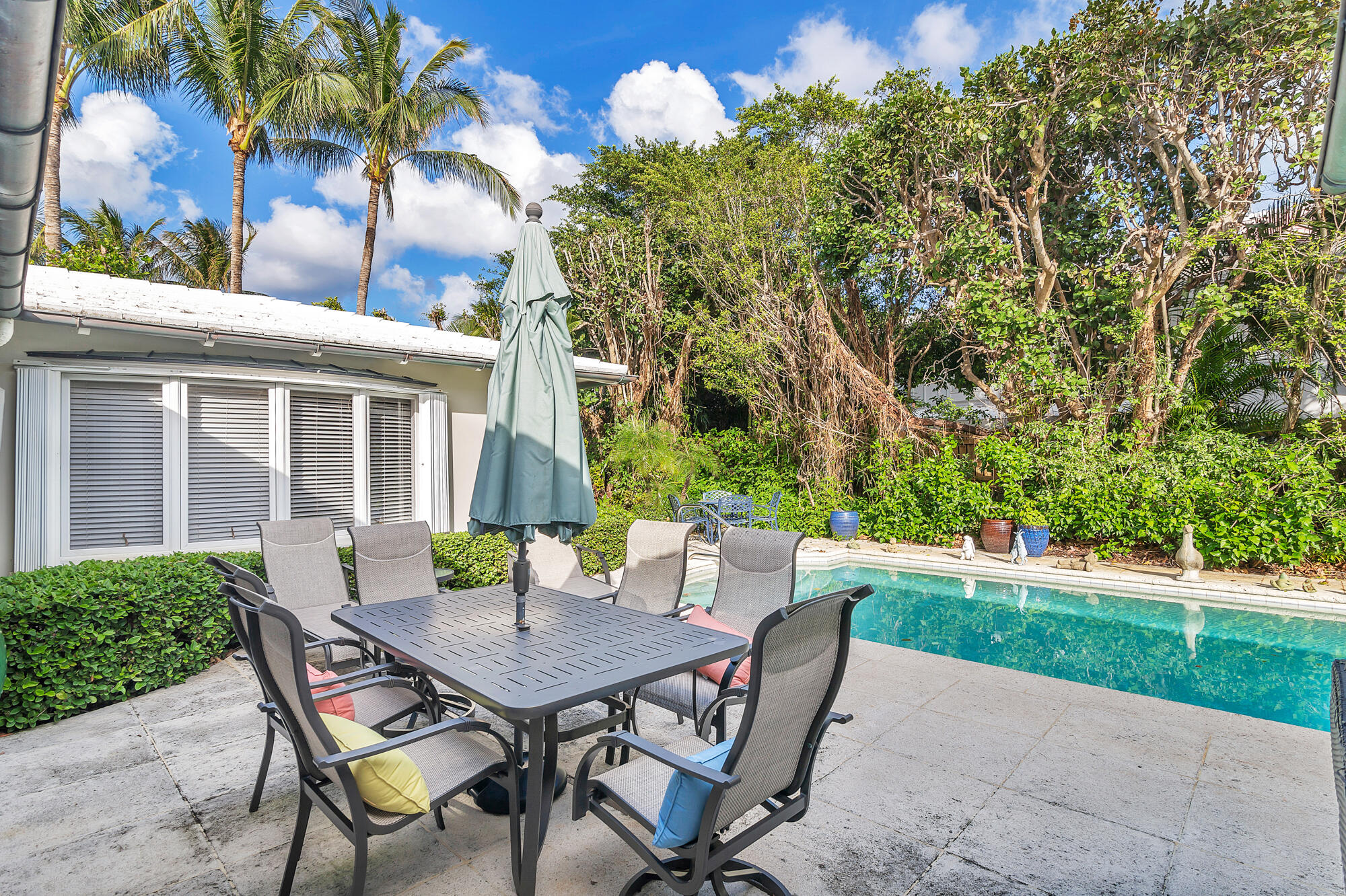117 Dolphin Road Palm Beach, FL 33480 - Photo 9 of 16 low-7