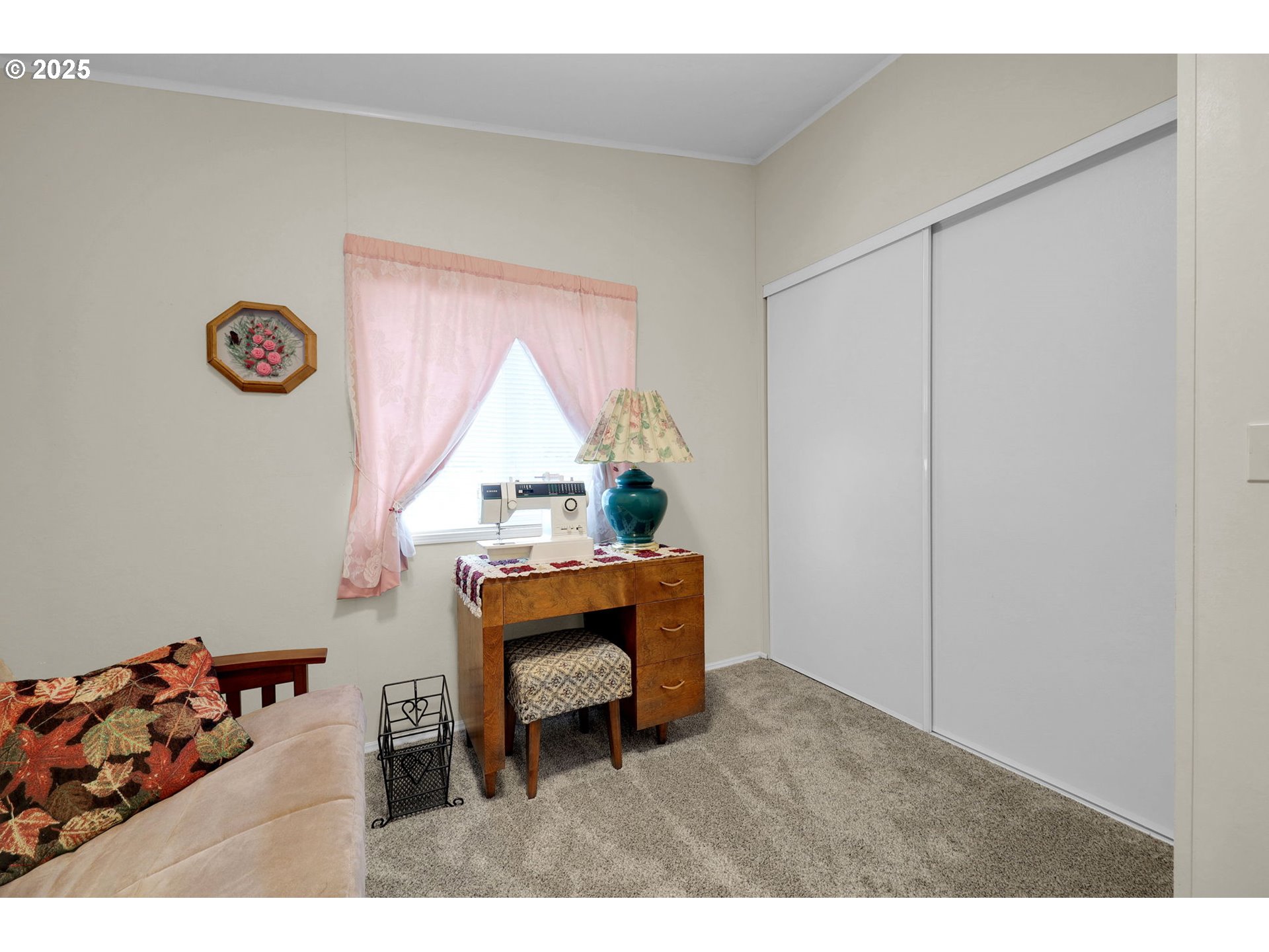 3900 Coburg Road, Unit 95 Eugene, OR 97408 - Photo 19 of 42 a view of entryway with workspace