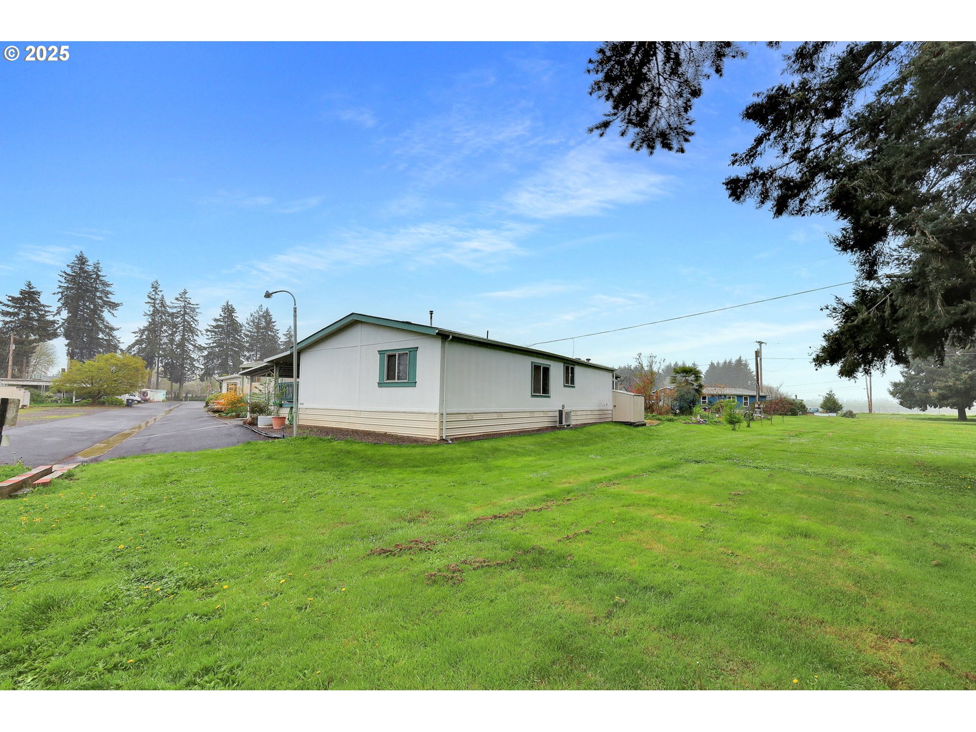 3900 Coburg Road, Unit 95 Eugene, OR 97408 - Photo 41 of 42