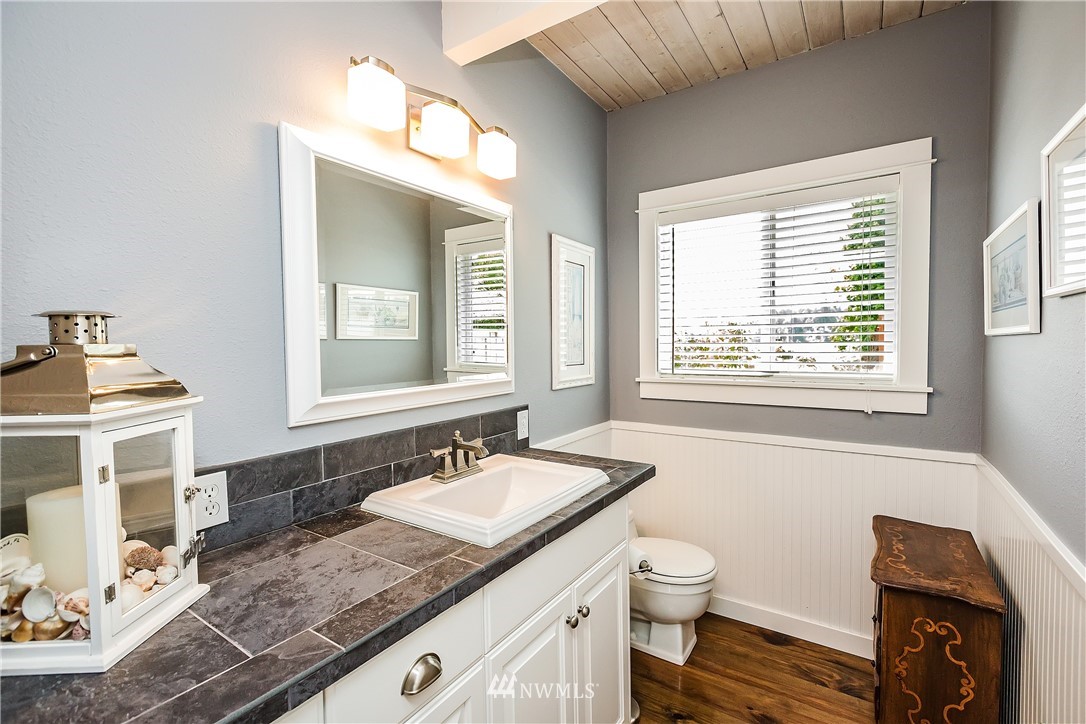 271 Okonek Road Grapeview, WA 98546 - Photo 12 of 25 Gallery Image 12