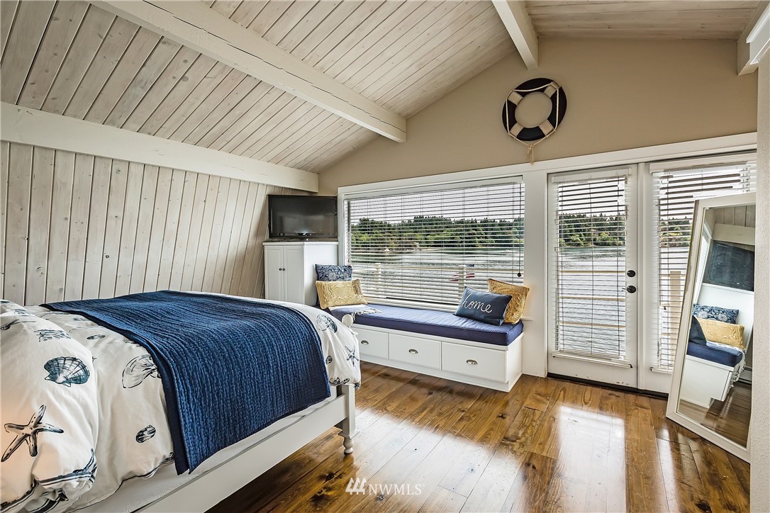271 Okonek Road Grapeview, WA 98546 - Photo 15 of 25 Gallery Image 15