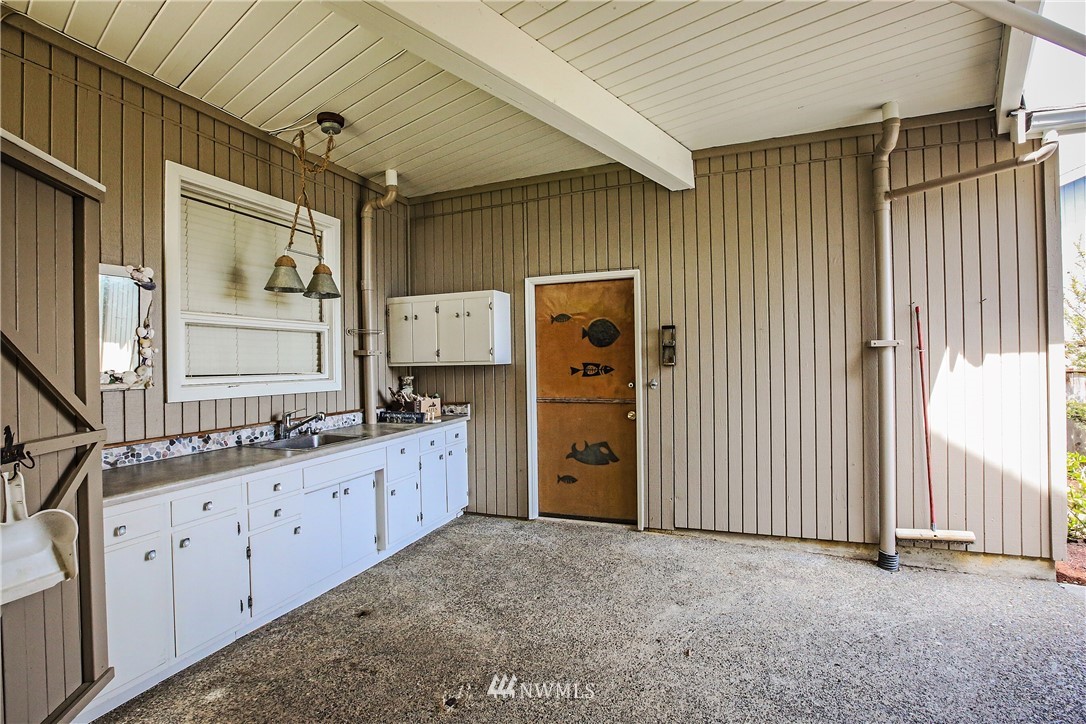 271 Okonek Road Grapeview, WA 98546 - Photo 20 of 25 Gallery Image 20