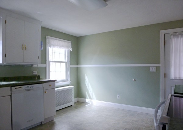 56 Bridle Path Road Springfield, MA 01118 - Photo 8 of 26