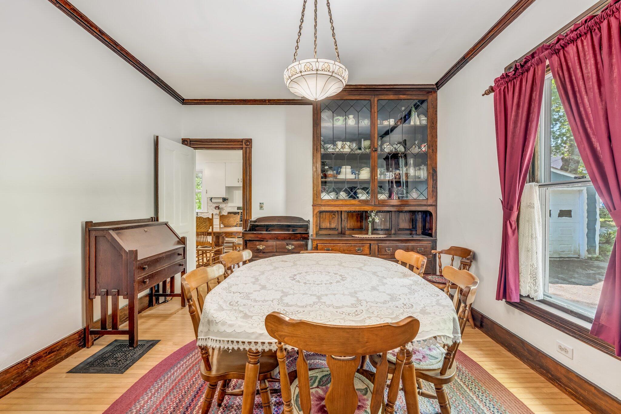 211 Main Street Warren, ME 04864 - Photo 20 of 66 37-web-or-mls-211-main-st