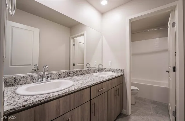 $2,500 | 3823 Corellia Avenue, North Las Vegas, NV 89084