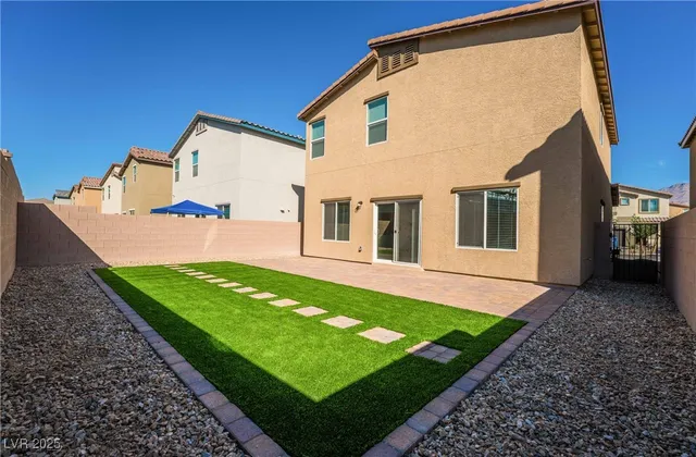 $2,500 | 3823 Corellia Avenue, North Las Vegas, NV 89084