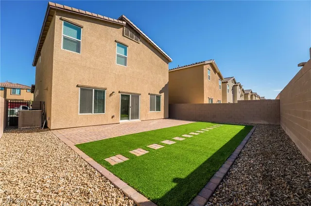 $2,500 | 3823 Corellia Avenue, North Las Vegas, NV 89084