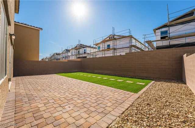 $2,500 | 3823 Corellia Avenue, North Las Vegas, NV 89084