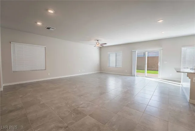 $2,500 | 3823 Corellia Avenue, North Las Vegas, NV 89084