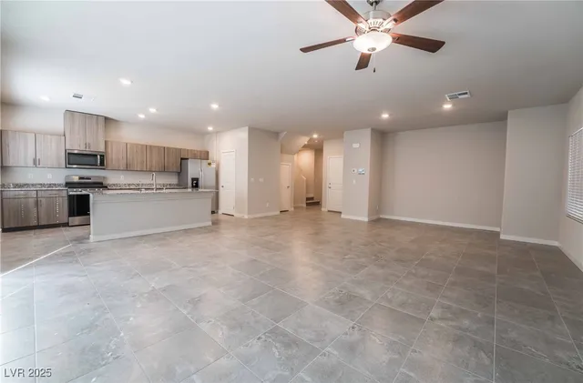 $2,500 | 3823 Corellia Avenue, North Las Vegas, NV 89084