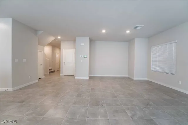 $2,500 | 3823 Corellia Avenue, North Las Vegas, NV 89084