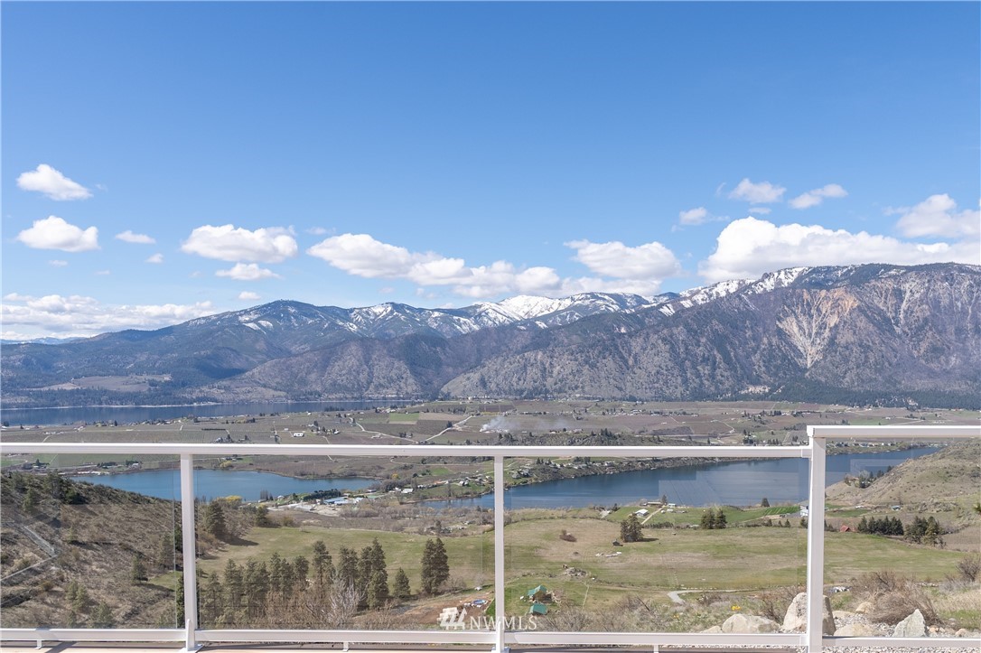 915 Kinsey Road Manson, WA 98831 - Photo 1 of 25 Gallery Image 1