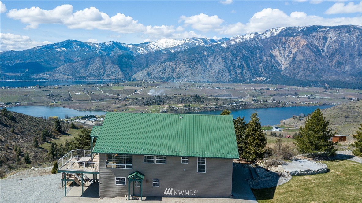 915 Kinsey Road Manson, WA 98831 - Photo 2 of 25 Gallery Image 2