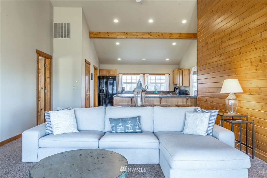 915 Kinsey Road Manson, WA 98831 - Photo 4 of 25 Gallery Image 4