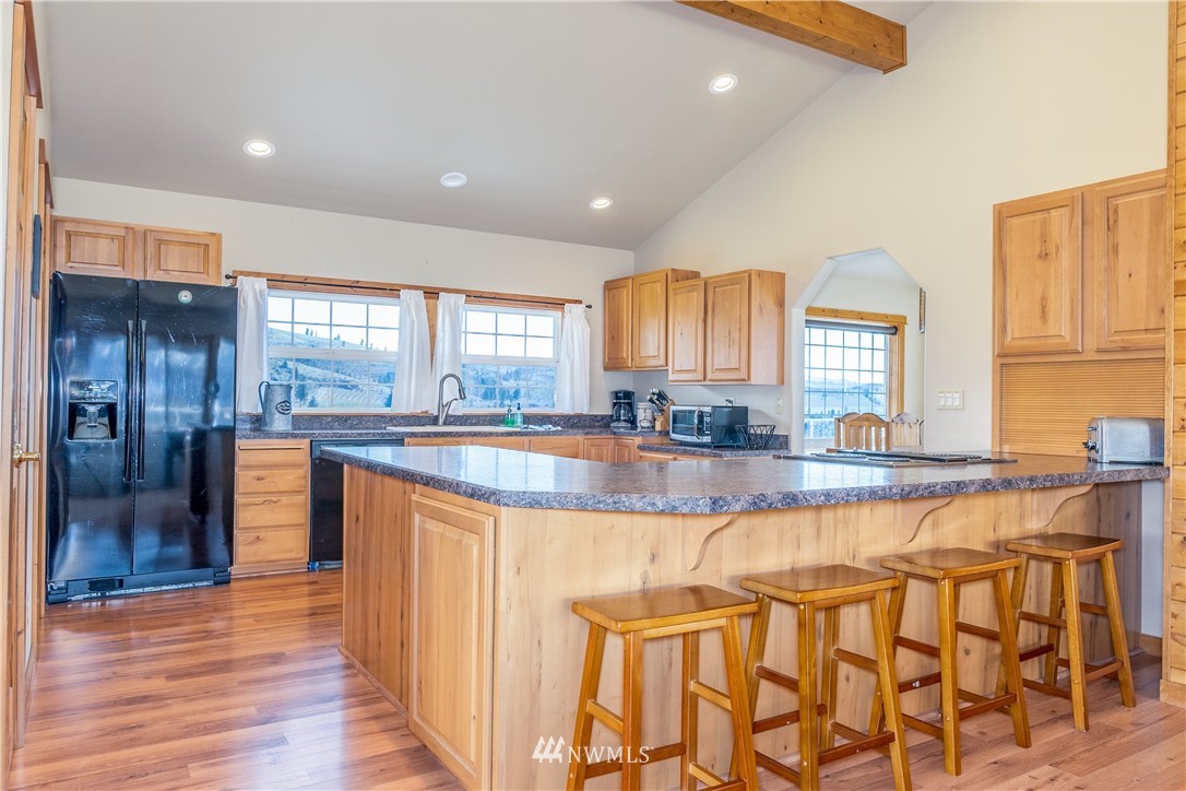 915 Kinsey Road Manson, WA 98831 - Photo 5 of 25 Gallery Image 5