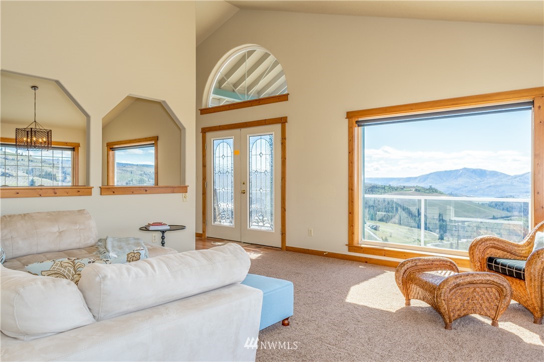 915 Kinsey Road Manson, WA 98831 - Photo 8 of 25 Gallery Image 8