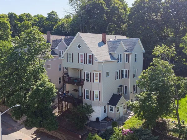$2,000 | 61 Rodney Street, Unit G, Worcester, MA 01605