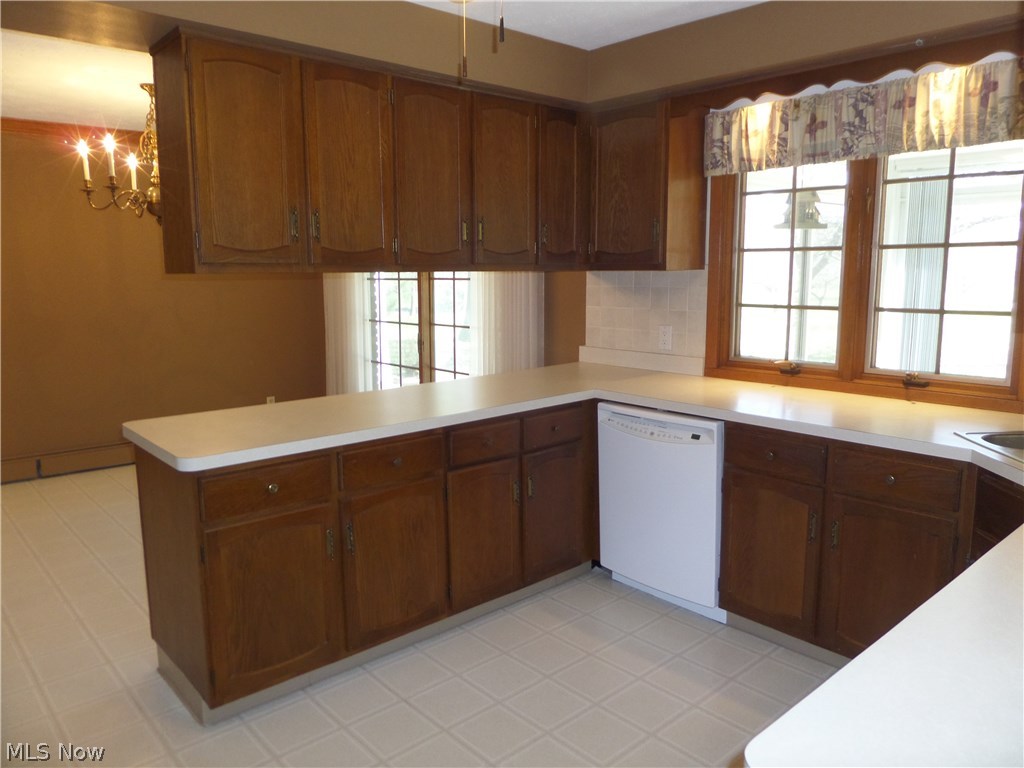 2625 Ridge Road Hinckley, OH 44233 - Photo 7 of 23