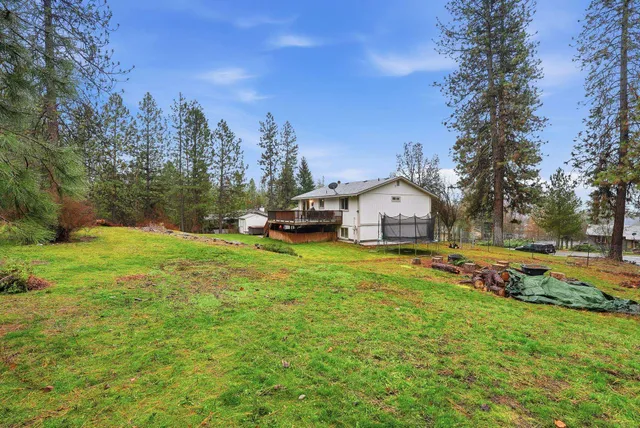 $510,500 | 12914 West Suncrest Circle, Nine Mile Falls, WA 99026