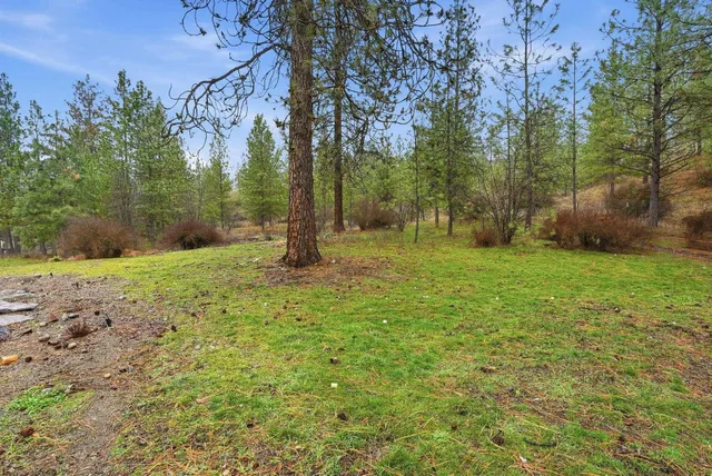 $510,500 | 12914 West Suncrest Circle, Nine Mile Falls, WA 99026