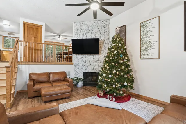 $510,500 | 12914 West Suncrest Circle, Nine Mile Falls, WA 99026