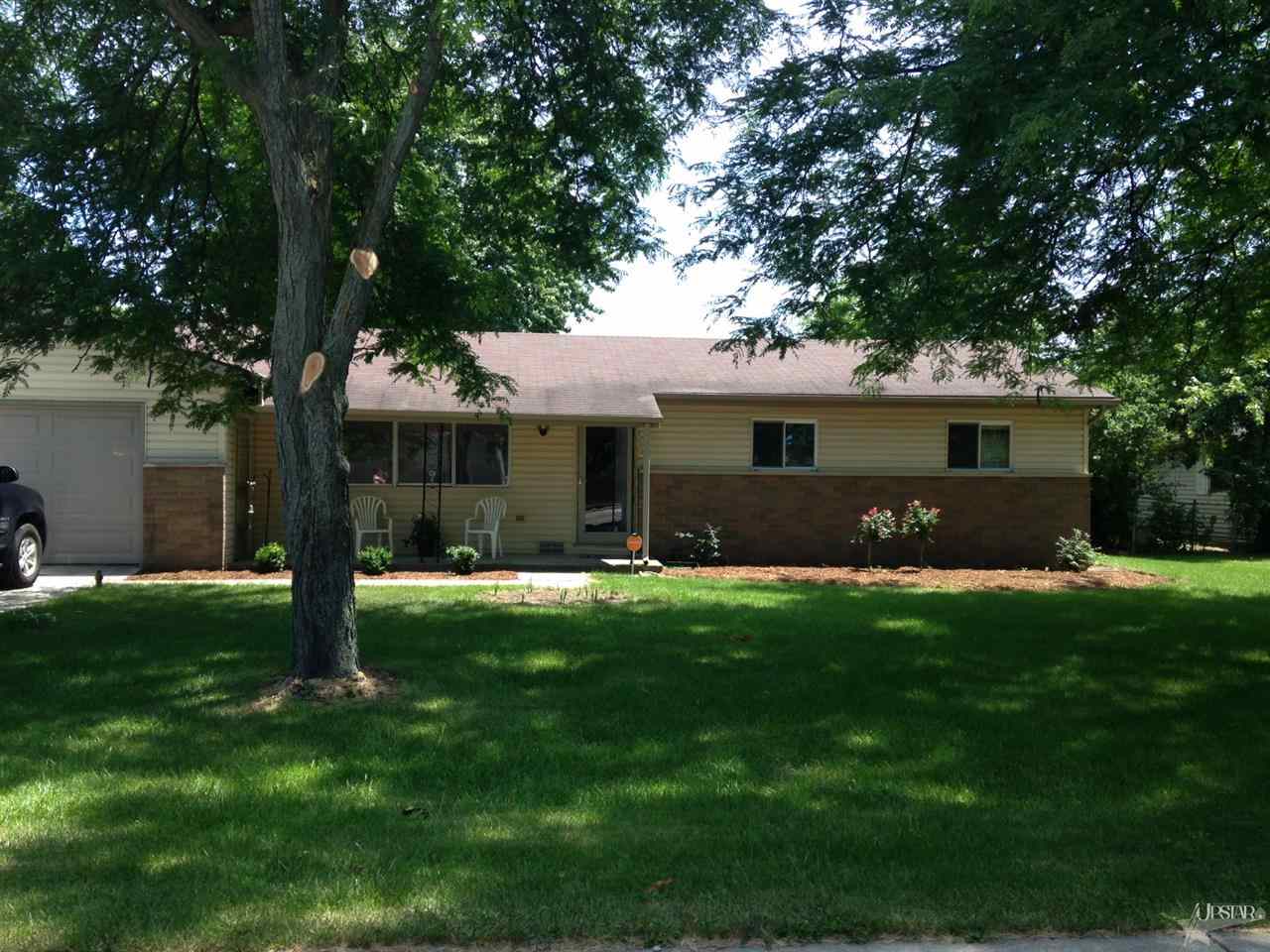 5216 Maplecrest Road Fort Wayne, IN 46835 - Photo 1 of 24 Gallery Image 1