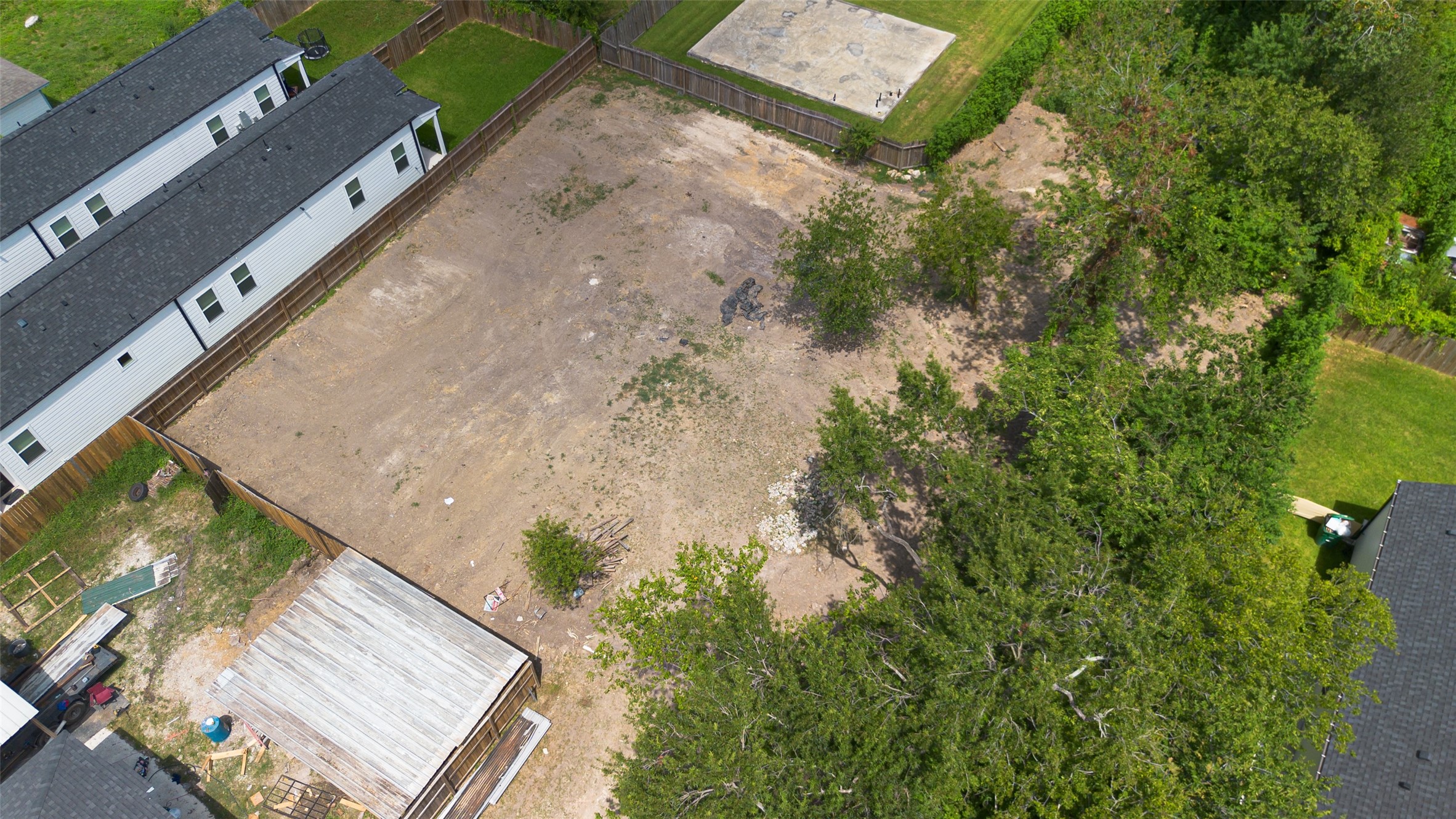 0 Wileyvale Road Houston, TX 77016 - Photo 2 of 12 a view of a yard