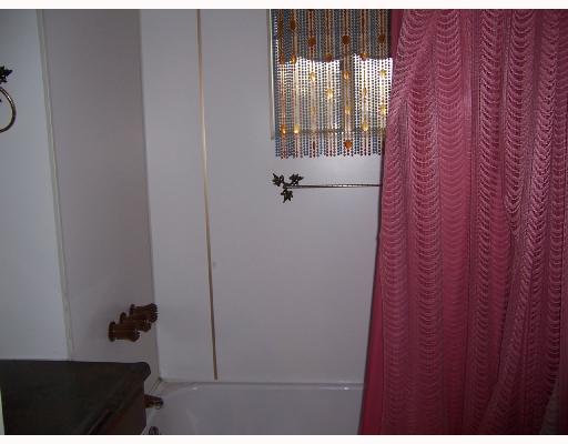 542 Webster Hollow Road Webster, PA 15087 - Photo 6 of 8 Master Bath/Spa.