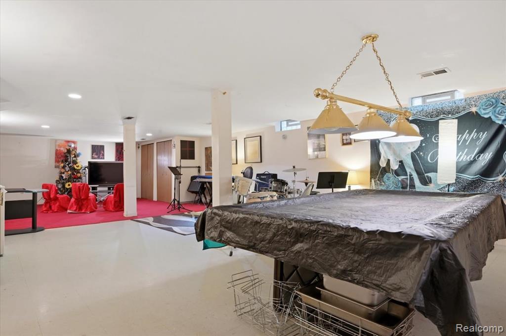 23605 Beech Road Southfield, MI 48033 - Photo 34 of 43
