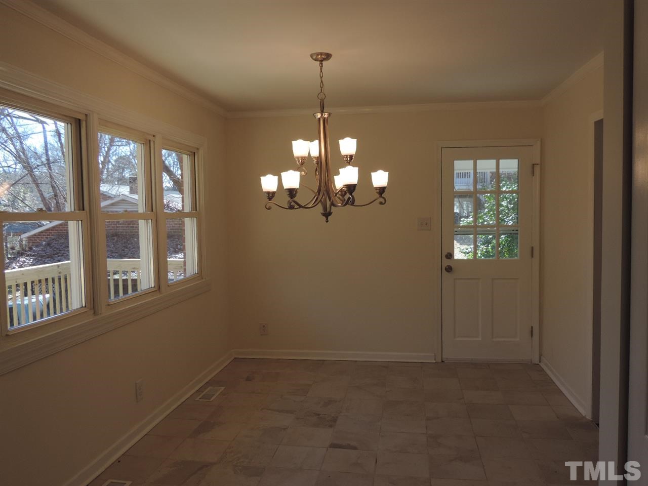 1337 Clinton Road Durham, NC 27703 - Photo 4 of 17 Gallery Image 4