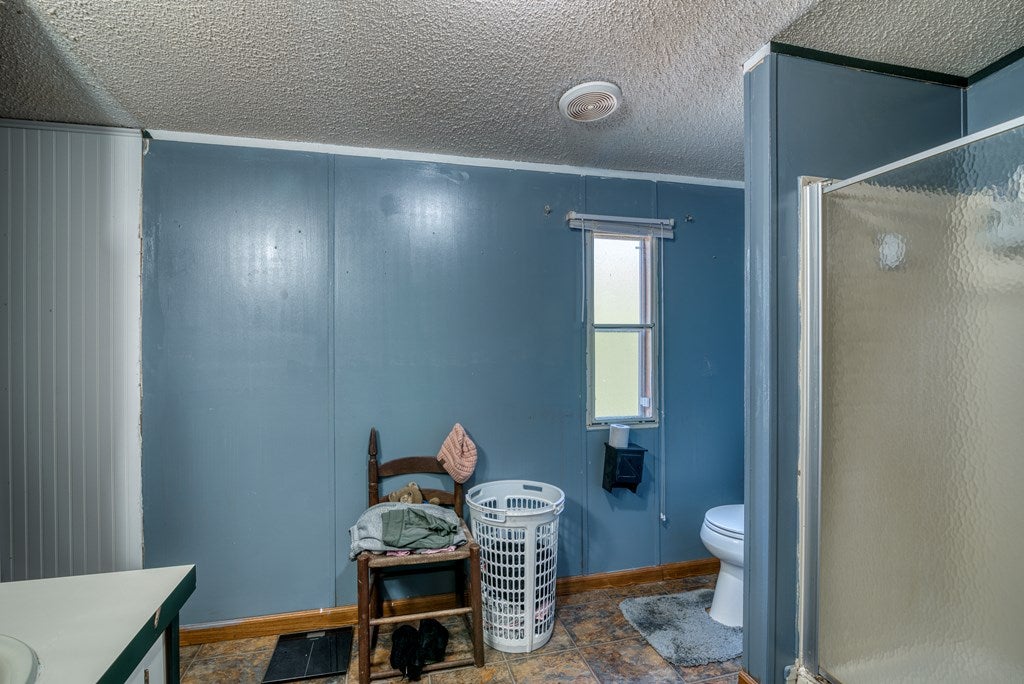 269 Porter Valley Road Marion, VA 24354 - Photo 17 of 23 Gallery Image 17