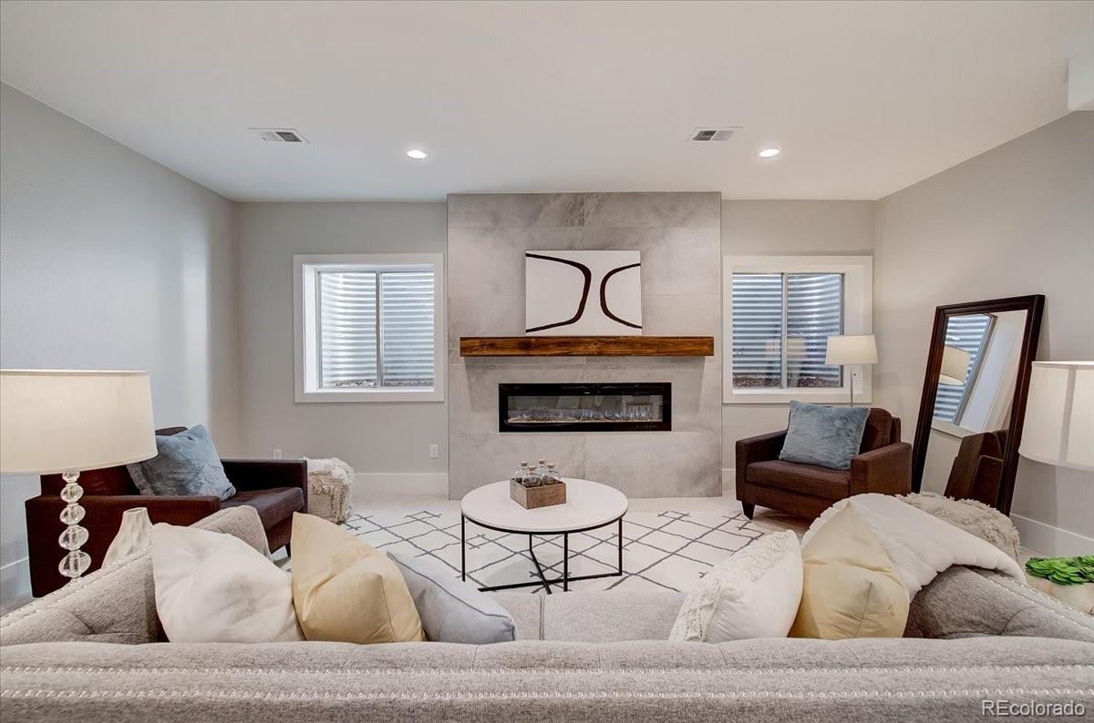 14191 East Caley Place Centennial, CO 80111 - Photo 18 of 40