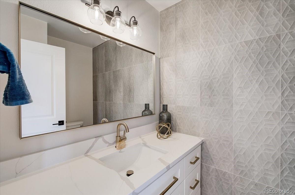 14191 East Caley Place Centennial, CO 80111 - Photo 26 of 40