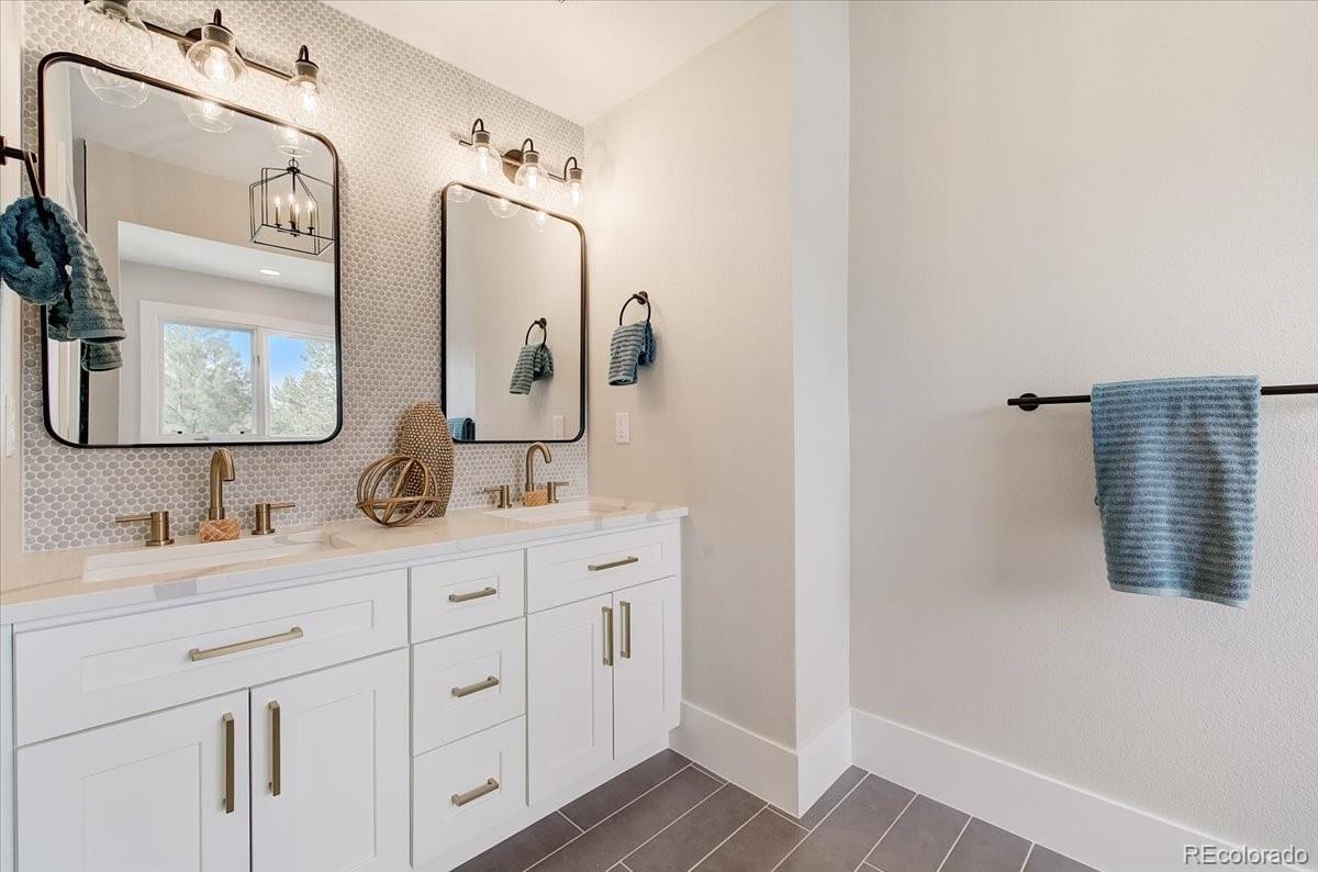 14191 East Caley Place Centennial, CO 80111 - Photo 34 of 40