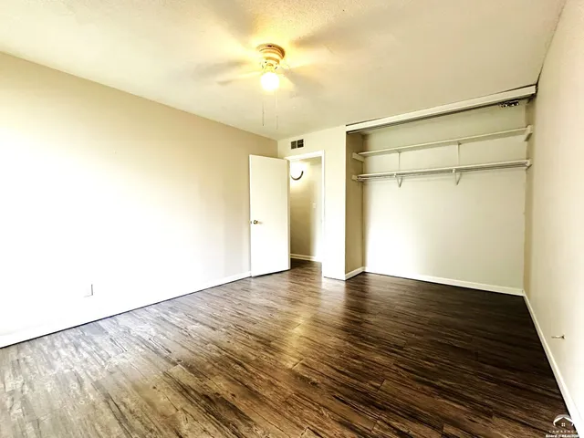 $1,400 | 3241 Glacier Drive, Lawrence, KS 66047