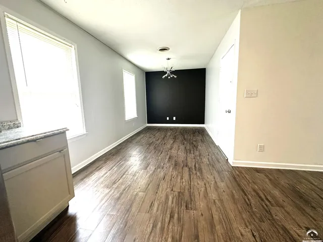 $1,400 | 3241 Glacier Drive, Lawrence, KS 66047