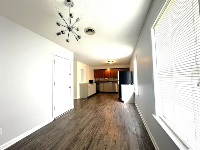 $1,400 | 3241 Glacier Drive, Lawrence, KS 66047