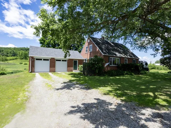 $535,000 | 5506 St George Road, Williston, VT 05495