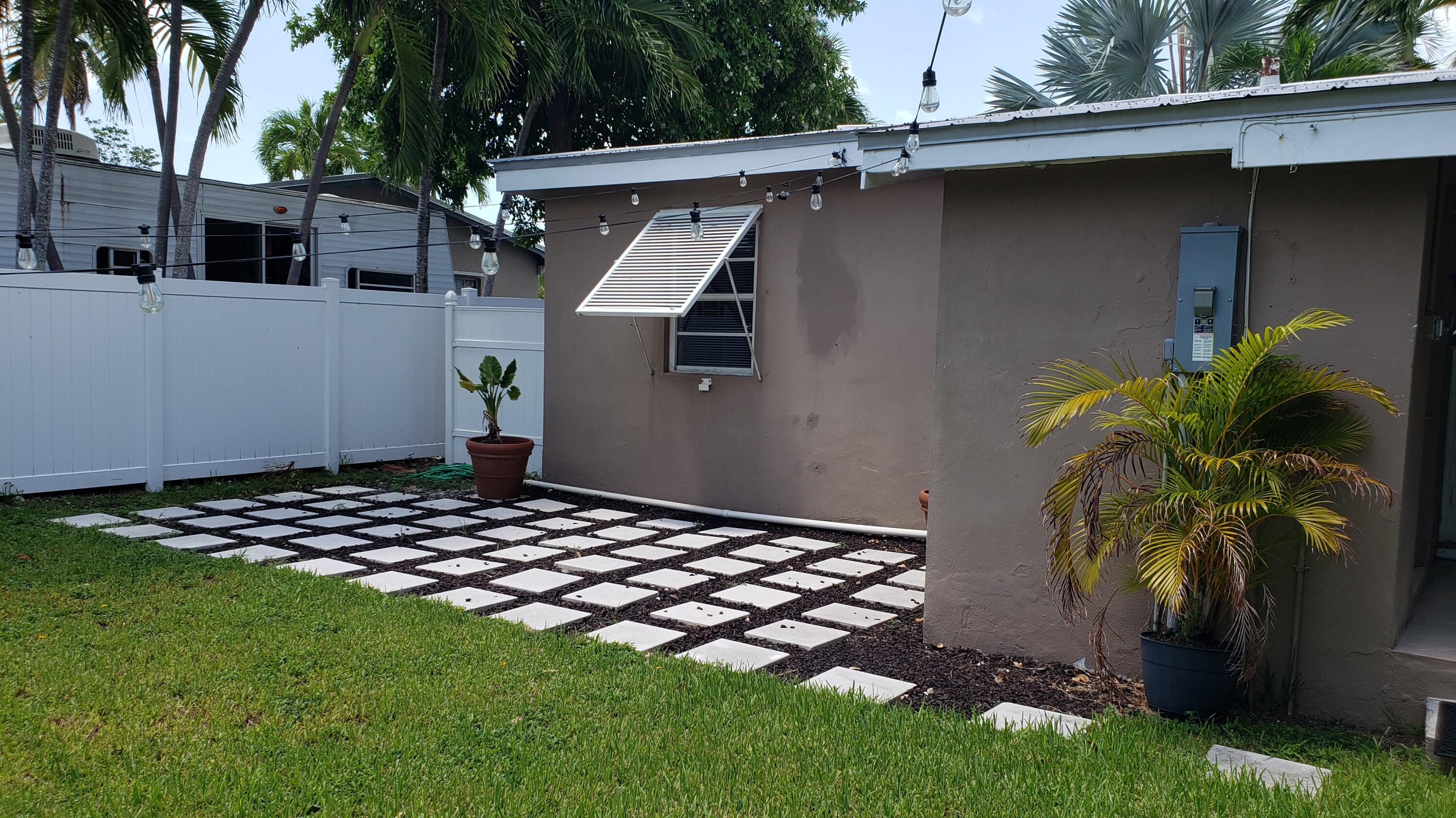 1227 20th Key Key West, FL 33040 - Photo 18 of 28 20230813_123855