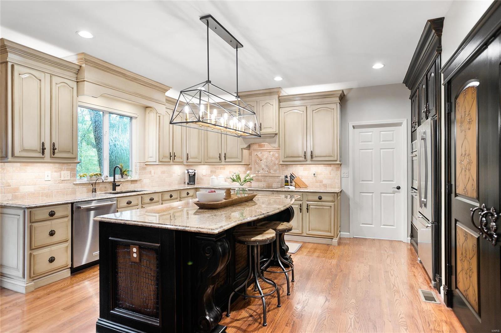 919 Sheffield Forest Drive Wildwood, MO 63021 - Photo 18 of 80