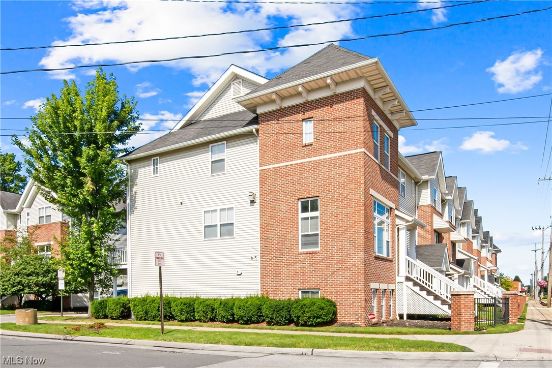2202 Noble Road Cleveland Heights, OH 44112 - Photo 3 of 35 Gallery Image 3