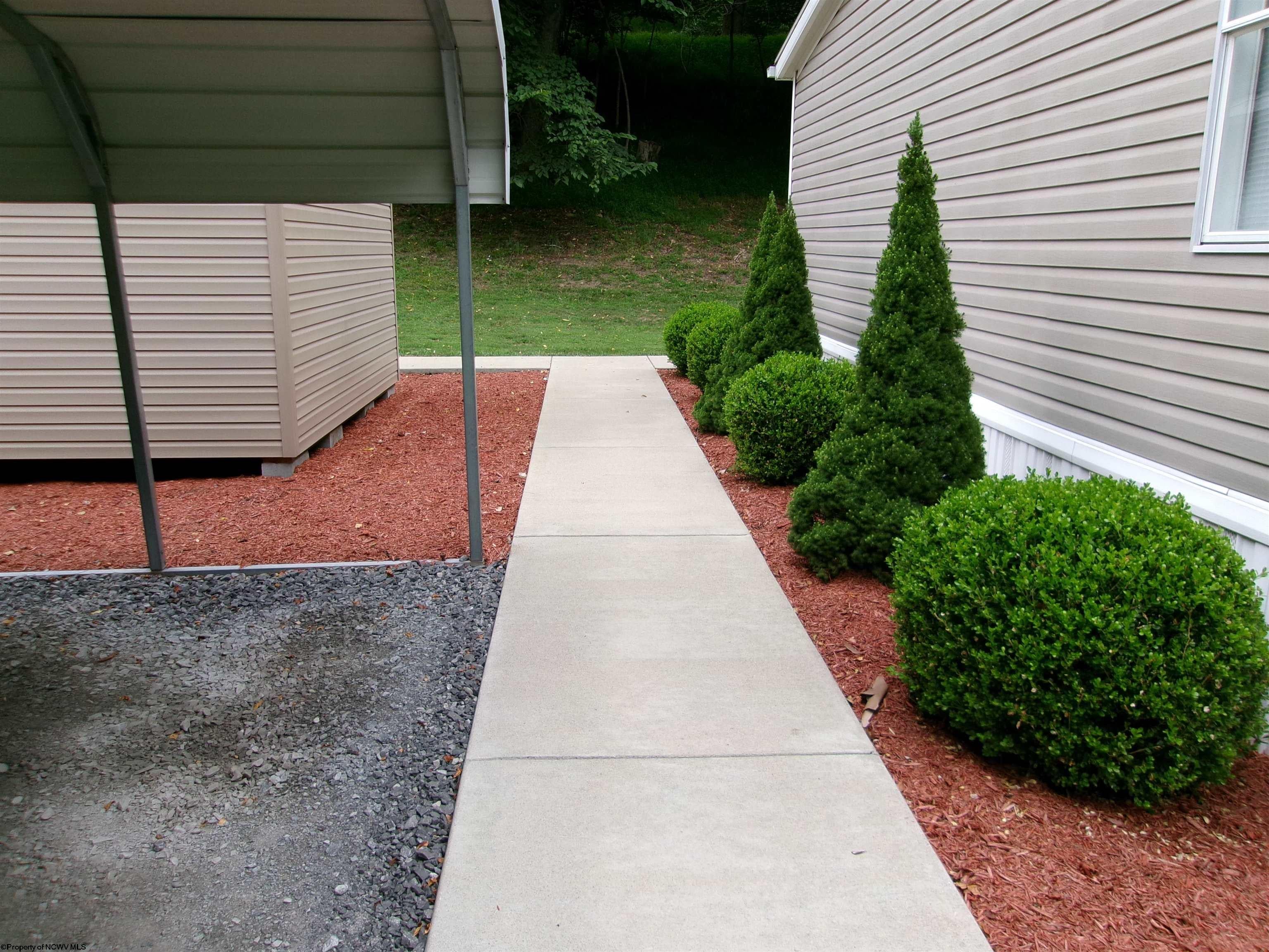 28 Line Fairmont, WV 26554 - Photo 21 of 41 Gallery Image 21
