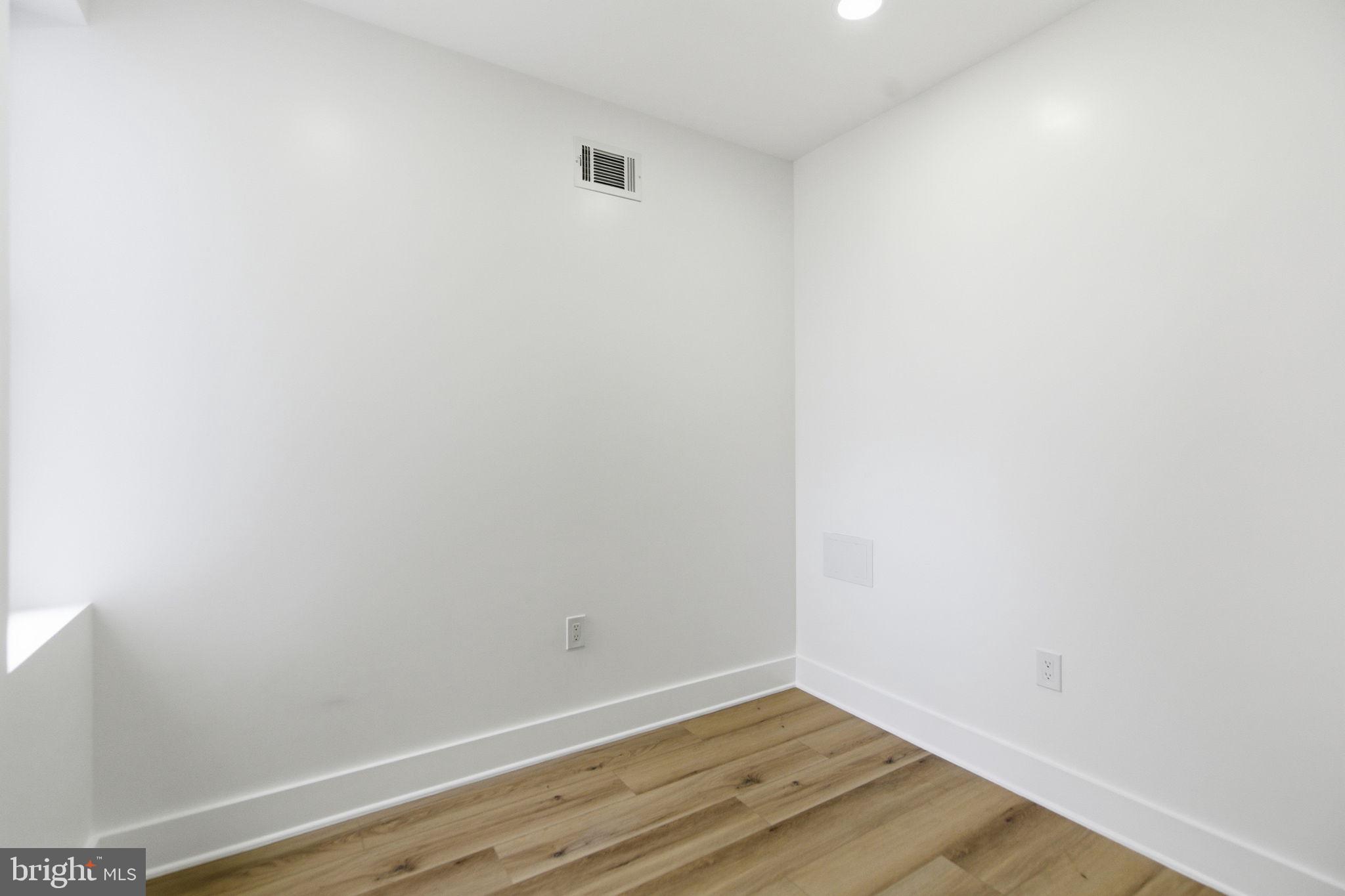 4662 James Street Philadelphia, PA 19137 - Photo 28 of 32 a view of an empty room