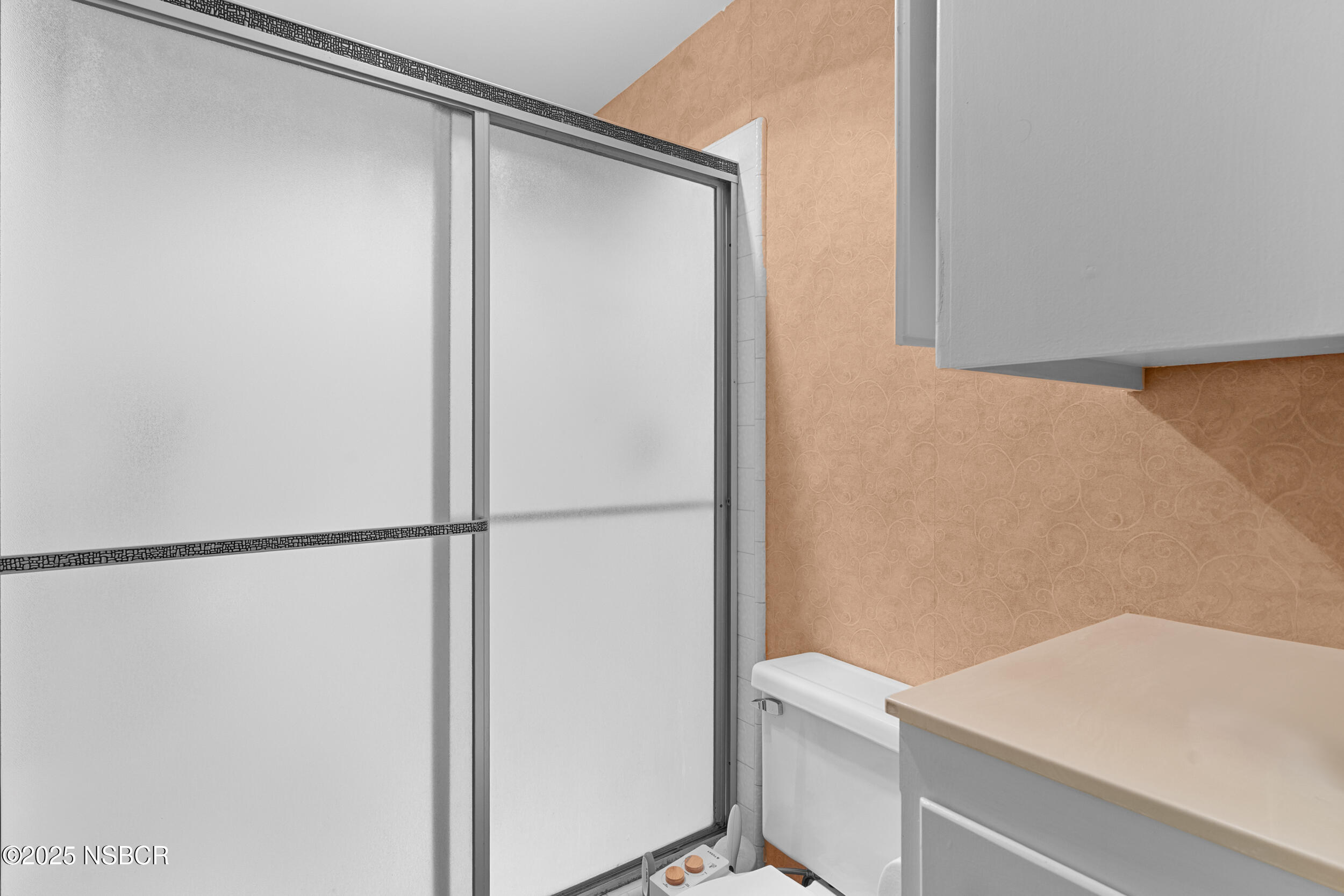 166 Tallyho Road Santa Maria, CA 93455 - Photo 29 of 46 a bathroom with a shower