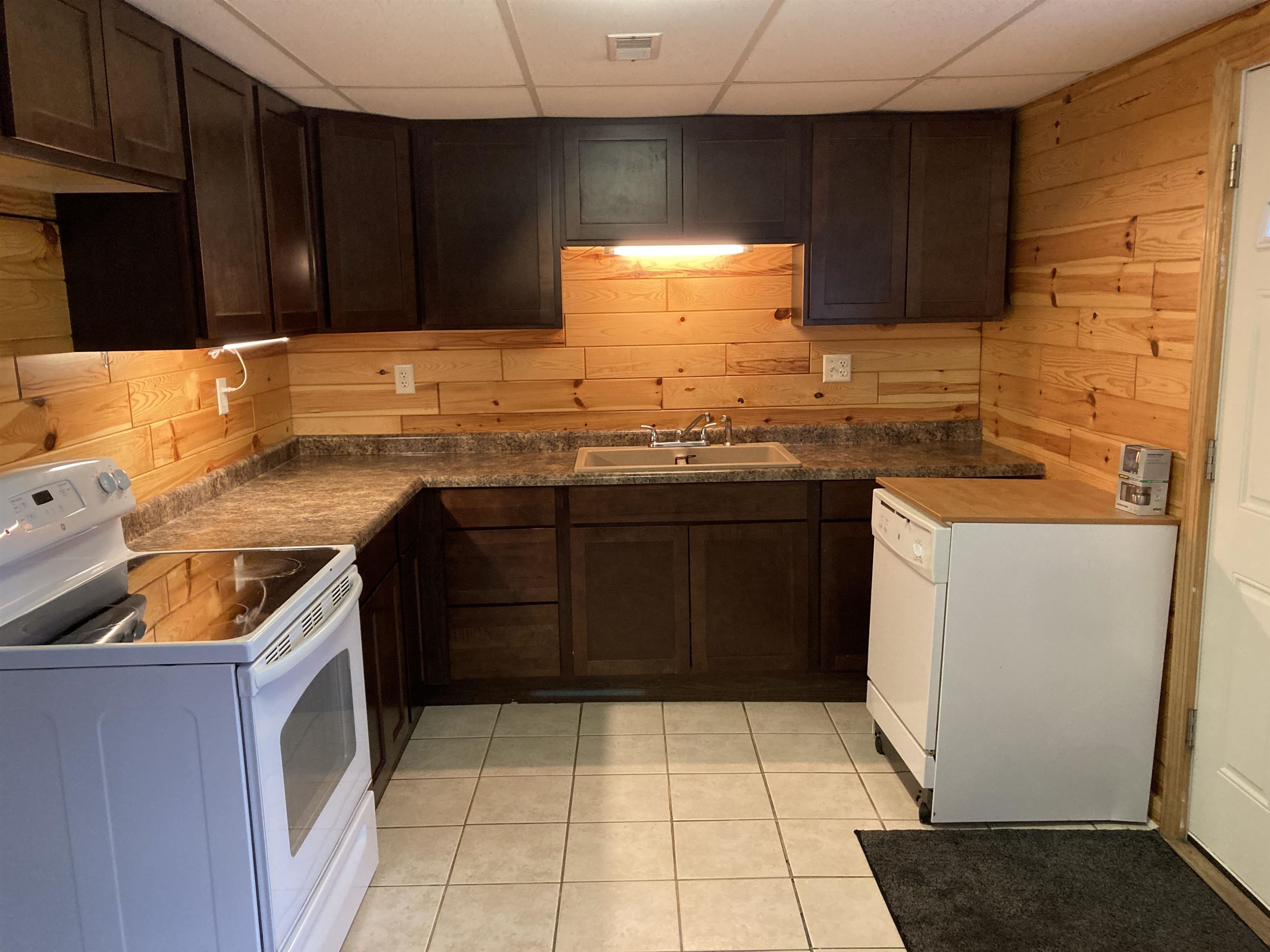 2079 Clear Lake Road West Branch, MI 48661 - Photo 16 of 35 1940195-80601e1c-6691-45a7-ba2a-b9b224234de0.JPG