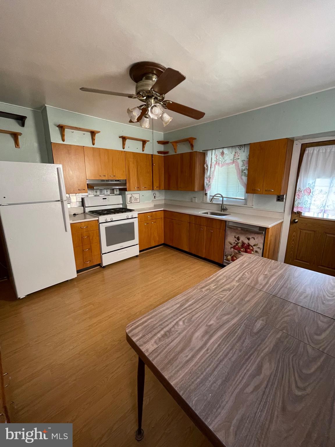 3644 Keswick Road Baltimore, MD 21211 - Photo 5 of 12