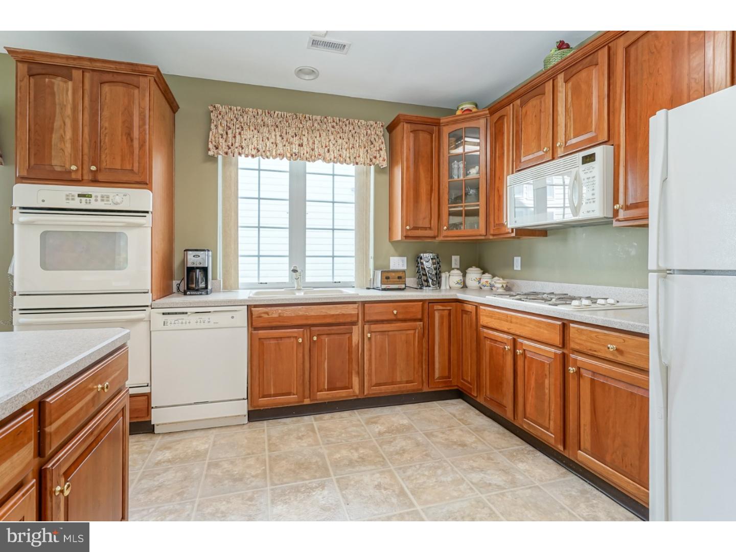 22 Shipps Way Delanco, NJ 08075 - Photo 8 of 25 Kitchen