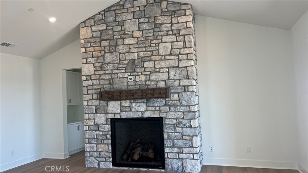28330 Old Spgs Road Castaic, CA 91384 - Photo 5 of 26 Gallery Image 5
