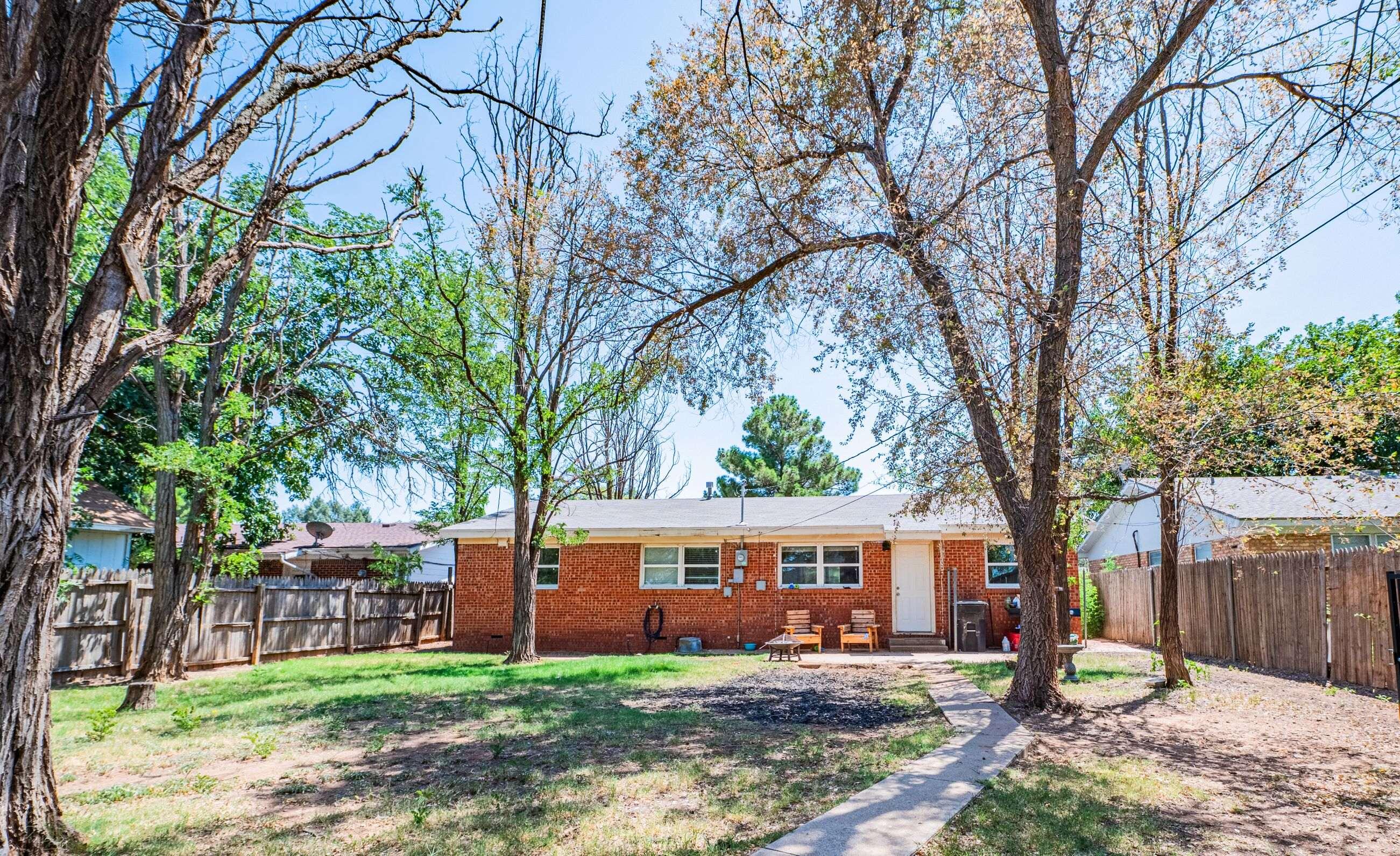 2618 48th Street Lubbock, TX 79413 - Photo 17 of 17 backyard 2
