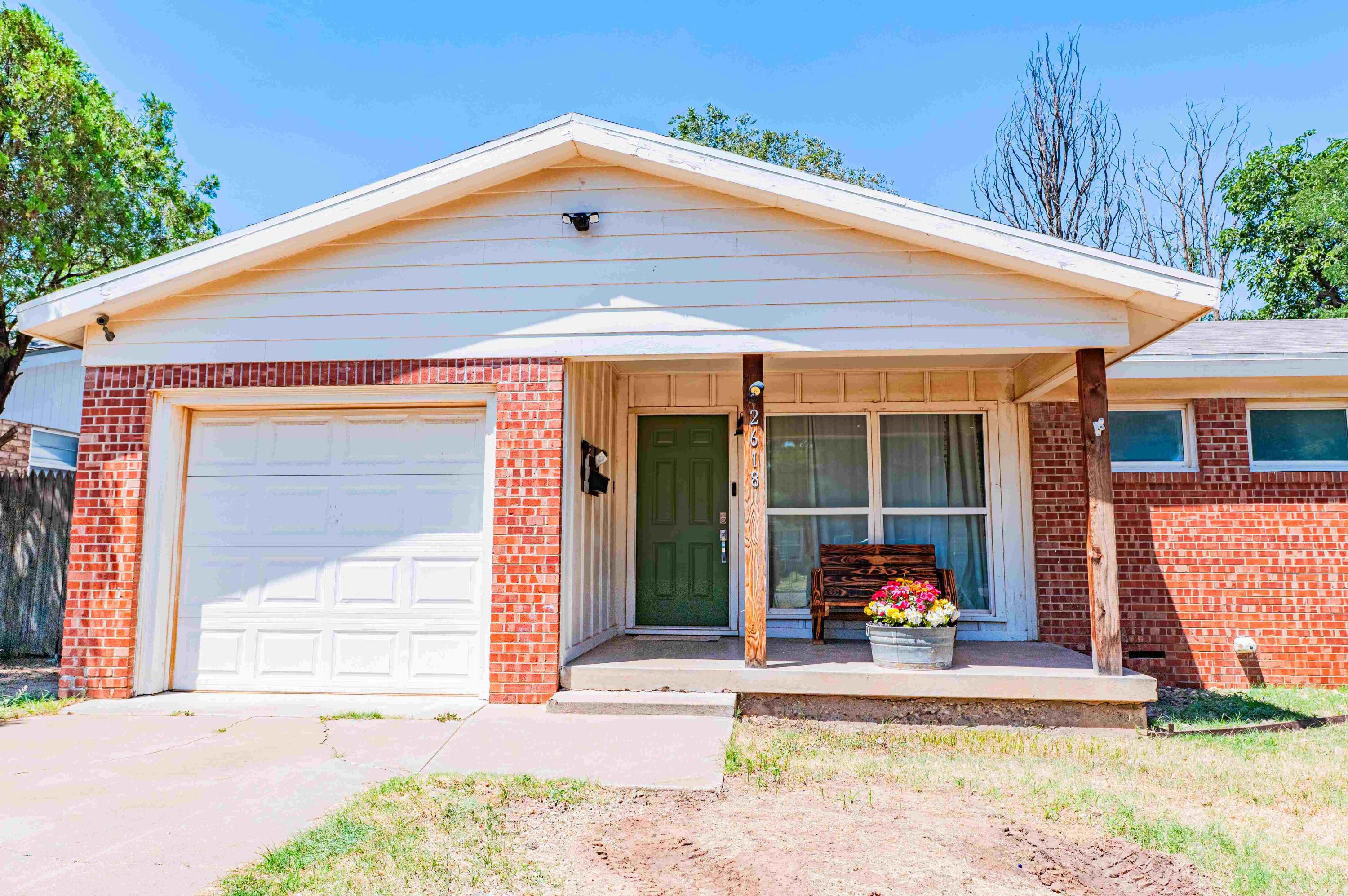 2618 48th Street Lubbock, TX 79413 - Photo 2 of 17 Front porch